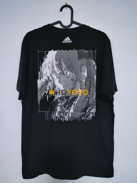 两件衣服 很快的就收到了 