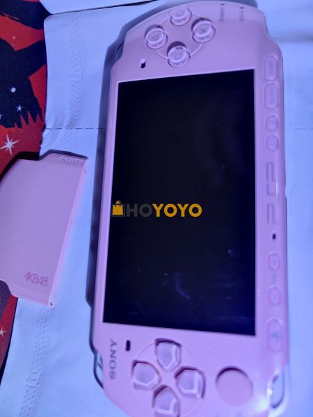 淘了个PSp玩玩，这颜色的喜欢