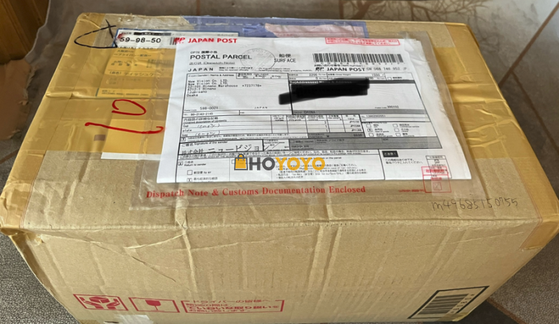 使用大包装箱使得空间足够大，更好的保护了货物的安全
