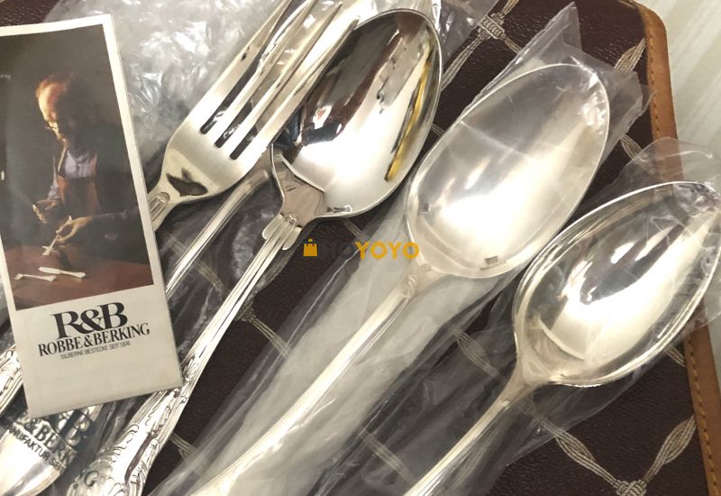 价格非常实惠！走香港转运可以少交不少税，关键宝贝特别喜欢！