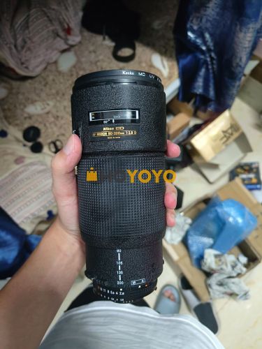 从雅虎拍的相机镜头和煤炉买的游戏光盘 