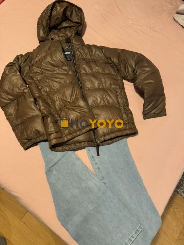 买到的轻便羽绒服