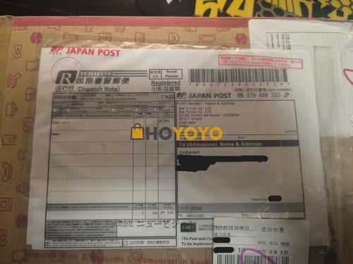 好评，东西收到了，又快又好，书本四角尖尖，卡片完美