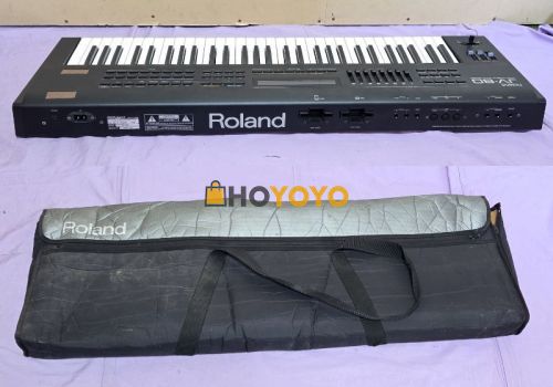 The great synth of roland!